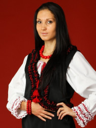 Вишита камізелька КМ 8-6